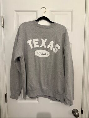 Carly Jean Los Angeles Heather Gray Crewneck Sweatshirt